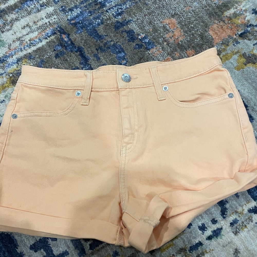Never worn-not shorty shorts the perfect lengths